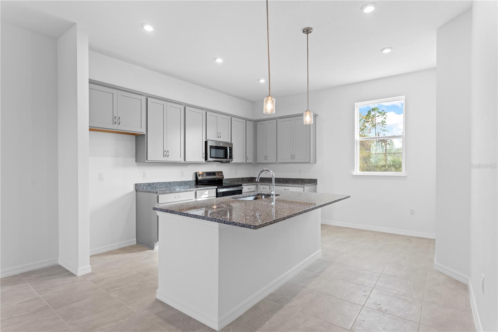 9924 TATE LN — photo 14