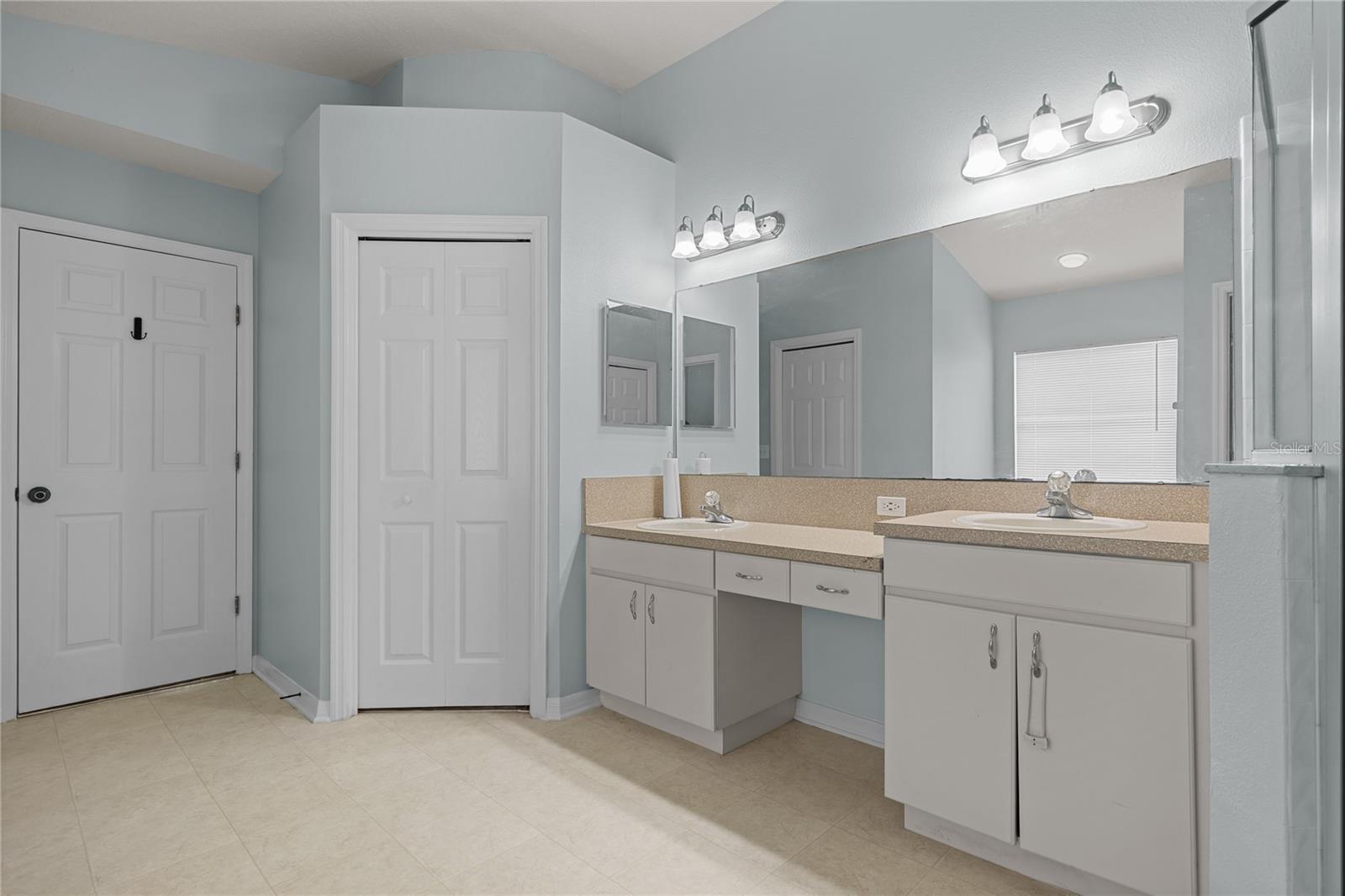 31511 WRENCREST DR — photo 30