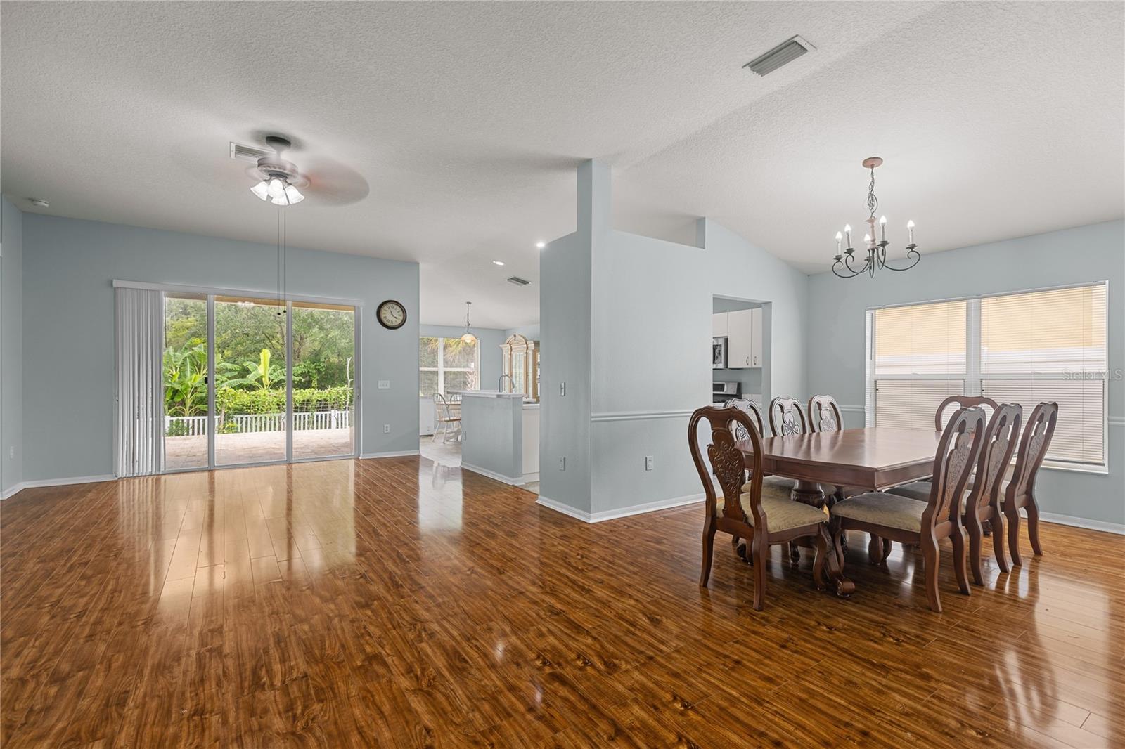 31511 WRENCREST DR — photo 16