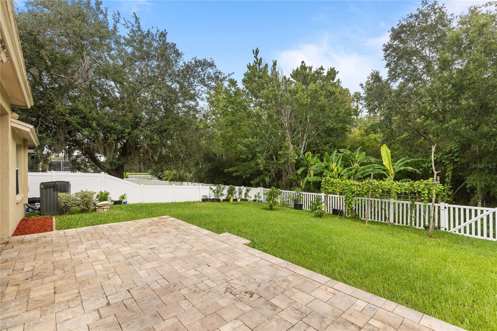 31511 WRENCREST DR — photo 36
