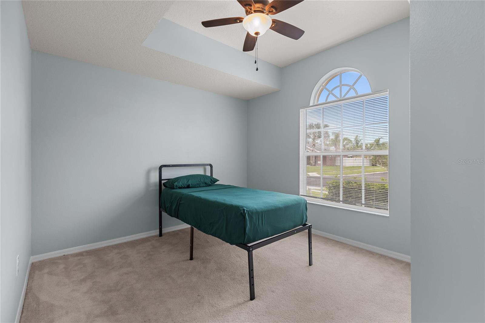 31511 WRENCREST DR — photo 9