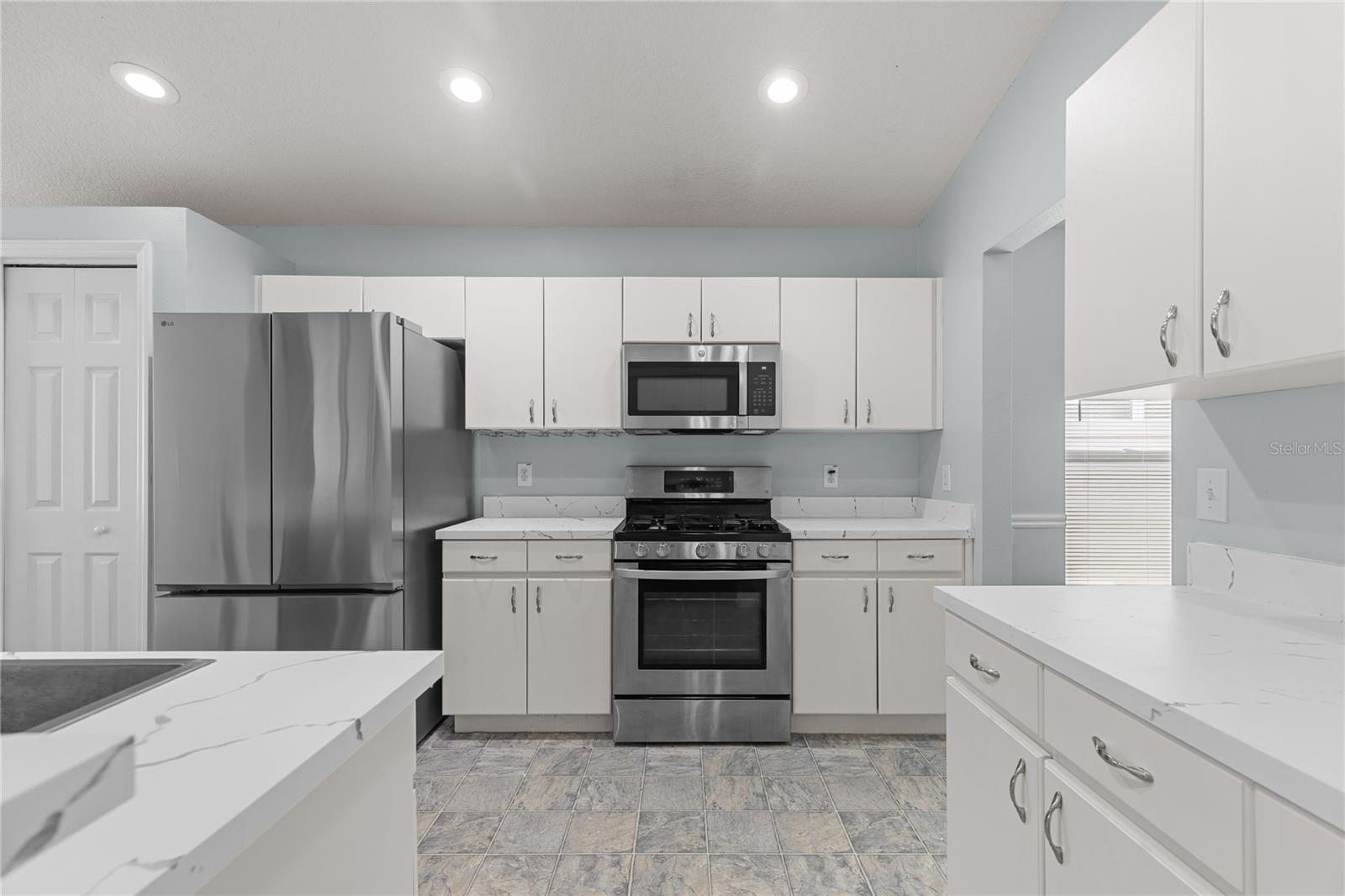 31511 WRENCREST DR — photo 18