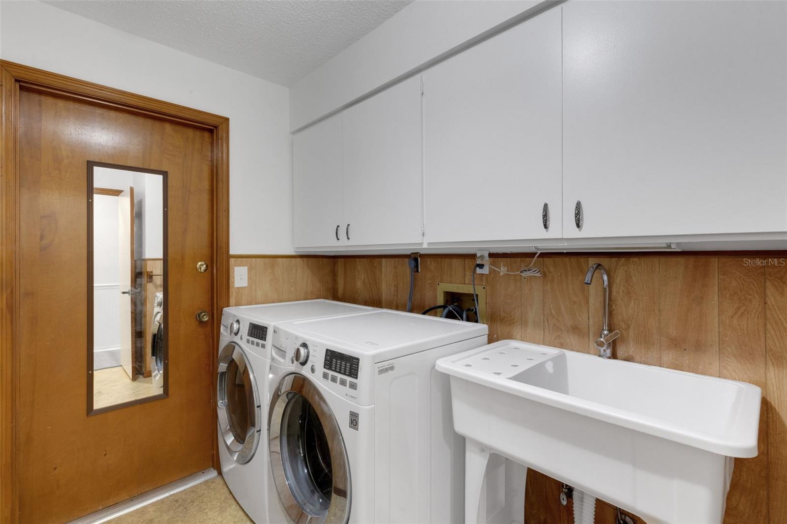 3209 PAFKO DR — photo 47