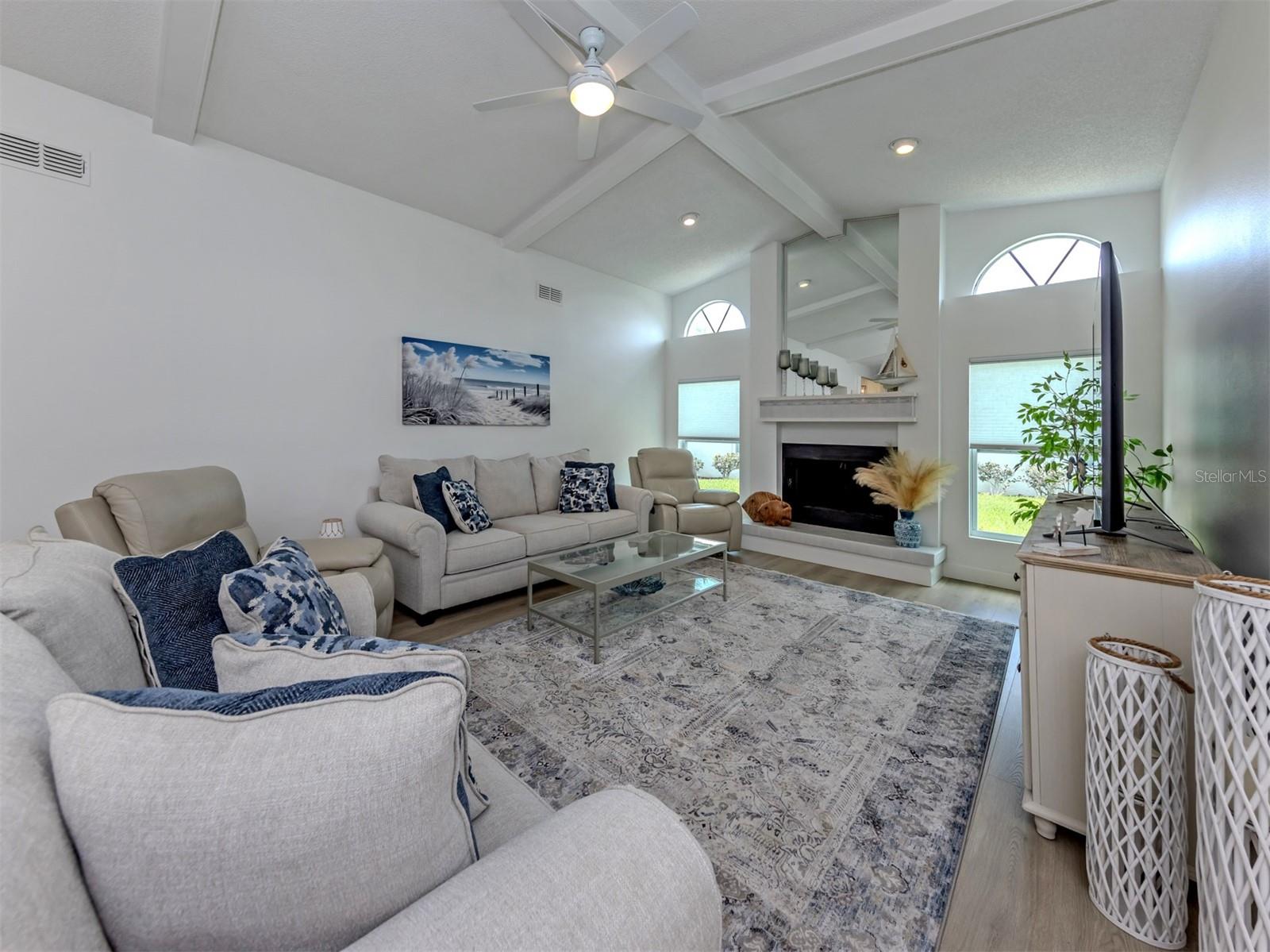 1428 GLENEAGLES DR — photo 14