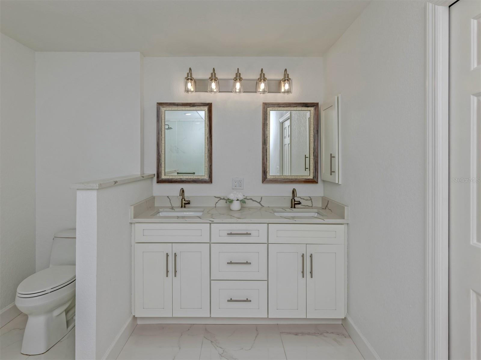 1428 GLENEAGLES DR — photo 17