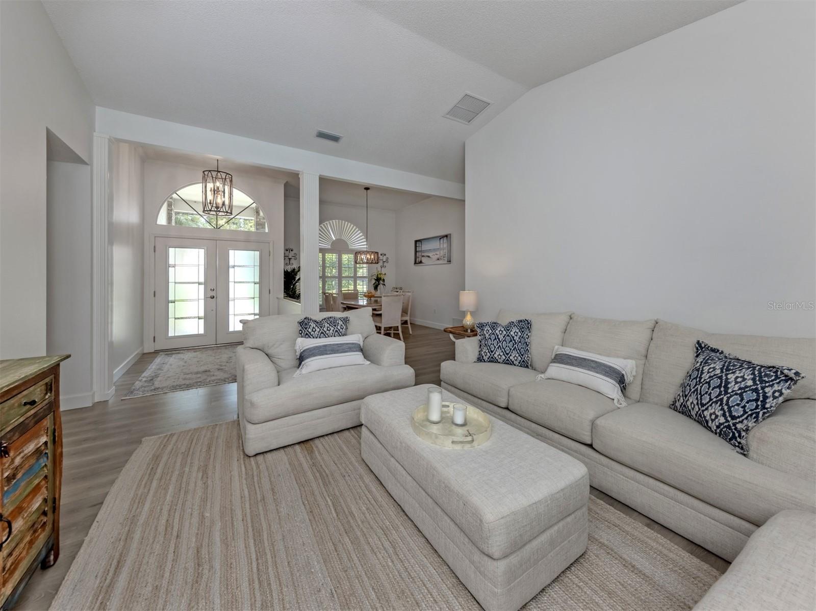 1428 GLENEAGLES DR — photo 5
