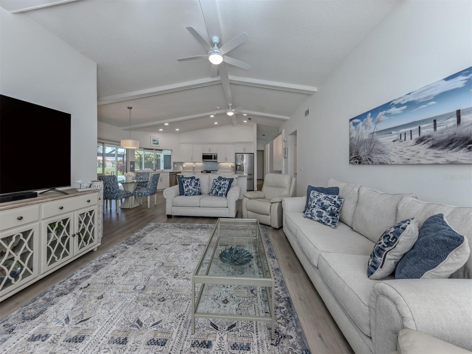 1428 GLENEAGLES DR — photo 15