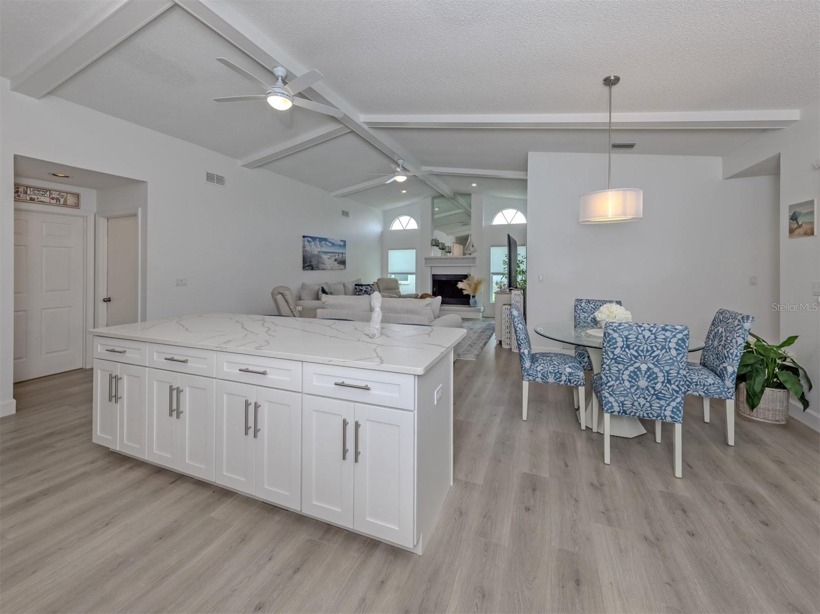 1428 GLENEAGLES DR — photo 11