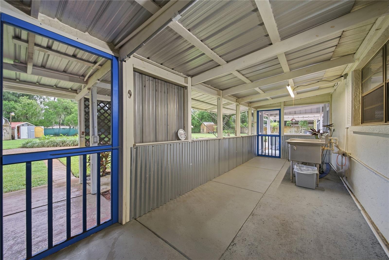 3704 THONOTOSASSA RD — photo 34