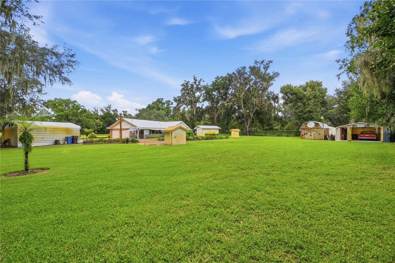 3704 THONOTOSASSA RD — photo 40