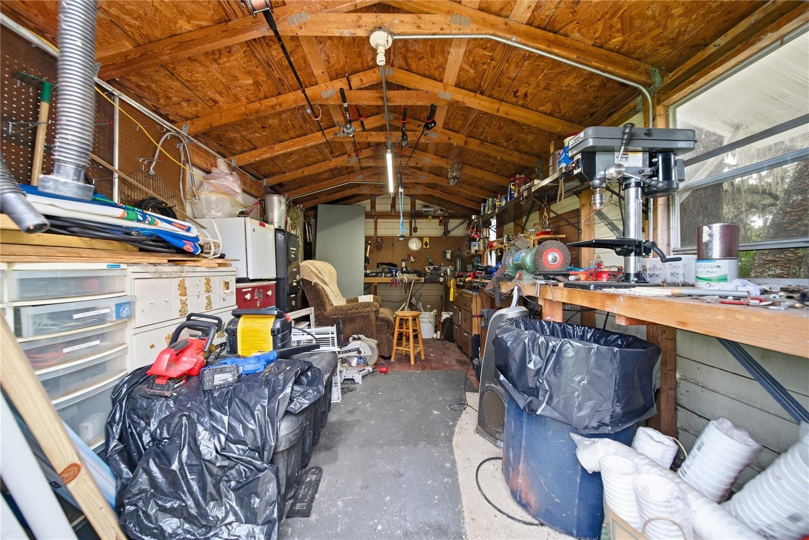 3704 THONOTOSASSA RD — photo 48