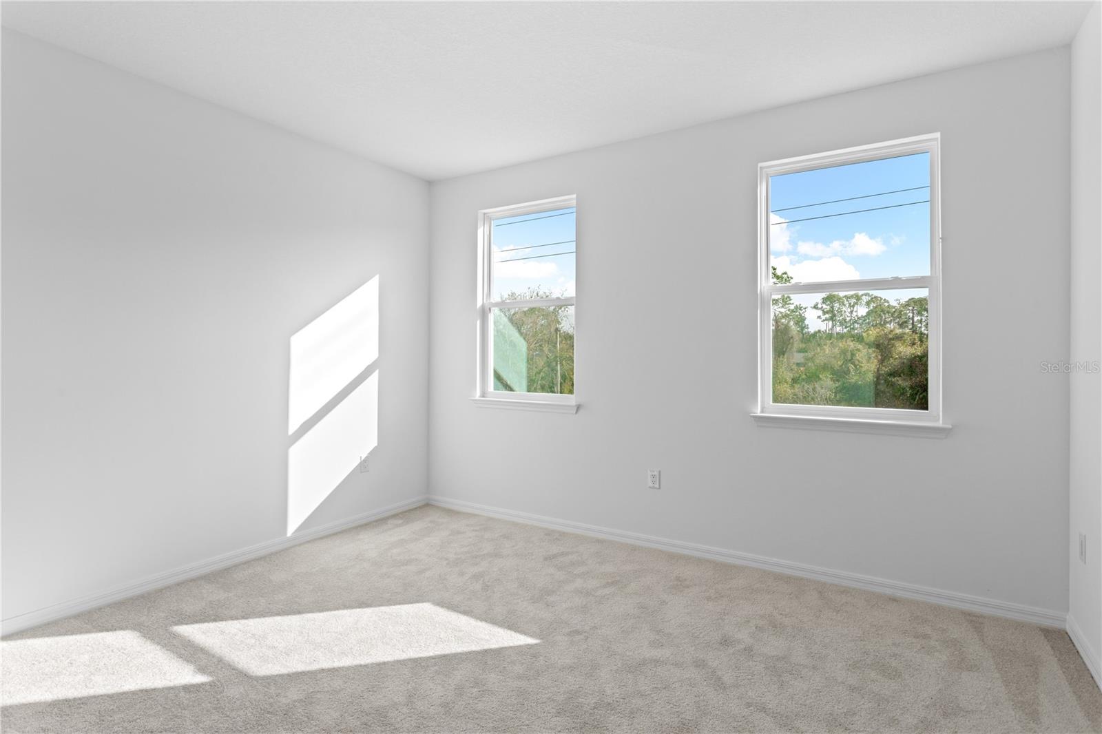 9612 MONTAGUE ST — photo 32