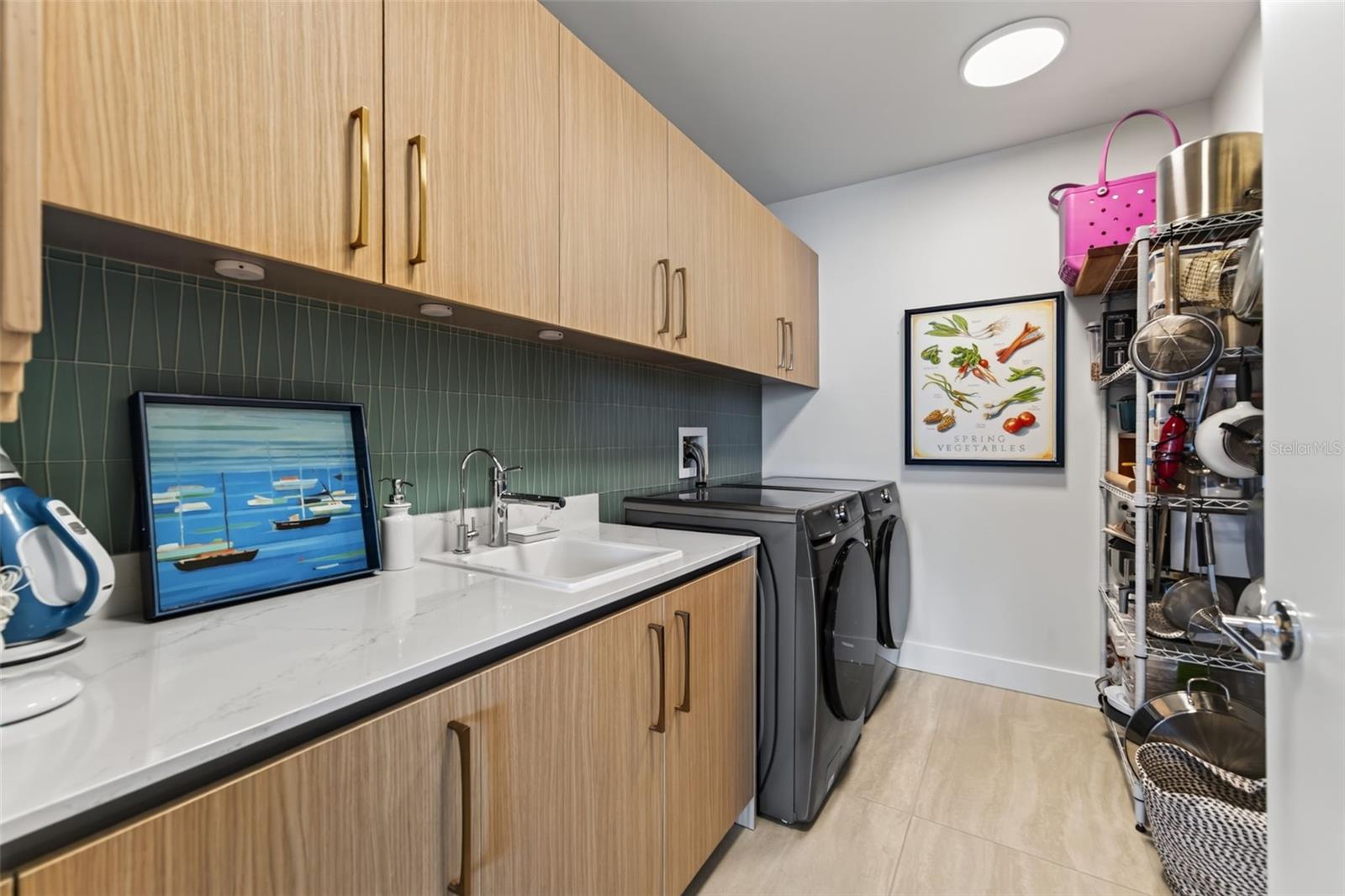 301 QUAY COMMONS #1009 — photo 61