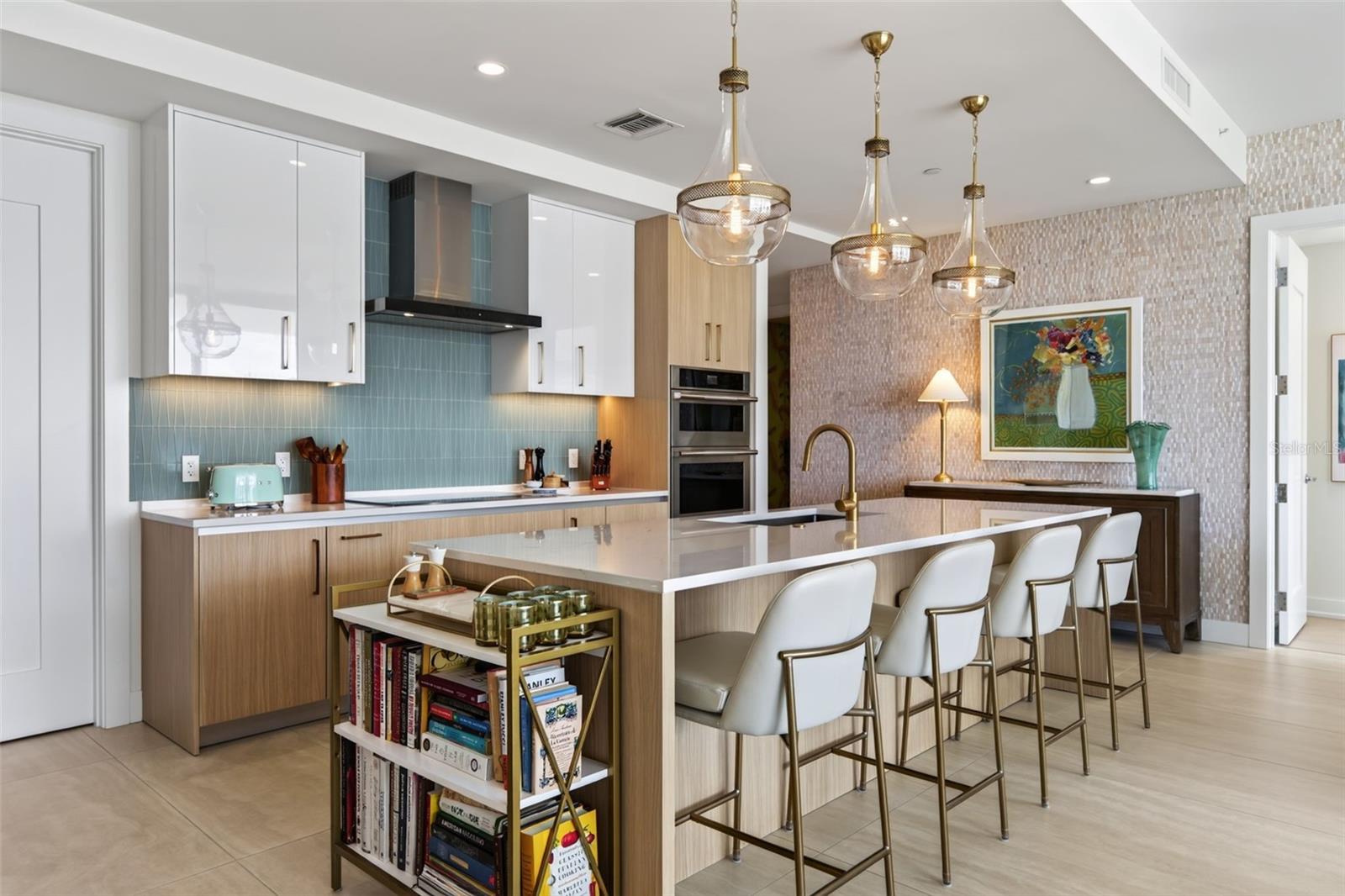 301 QUAY COMMONS #1009 — photo 2
