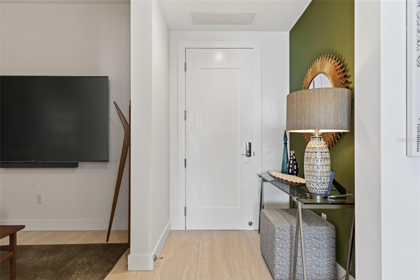 301 QUAY COMMONS #1009 — photo 16