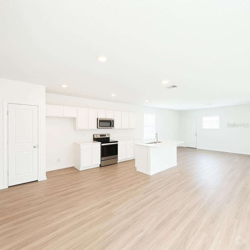 13013 RED DEER PL — photo 3