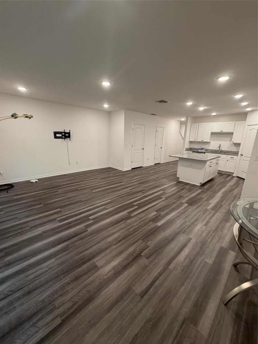 4743 DEER TRACK ST — photo 6