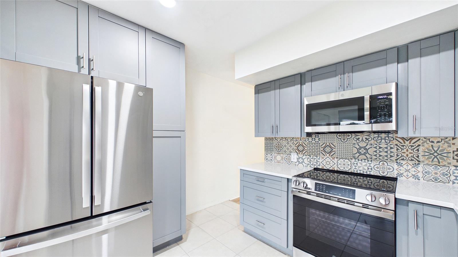 2454 AUSTRALIA WAY E #32 — photo 21