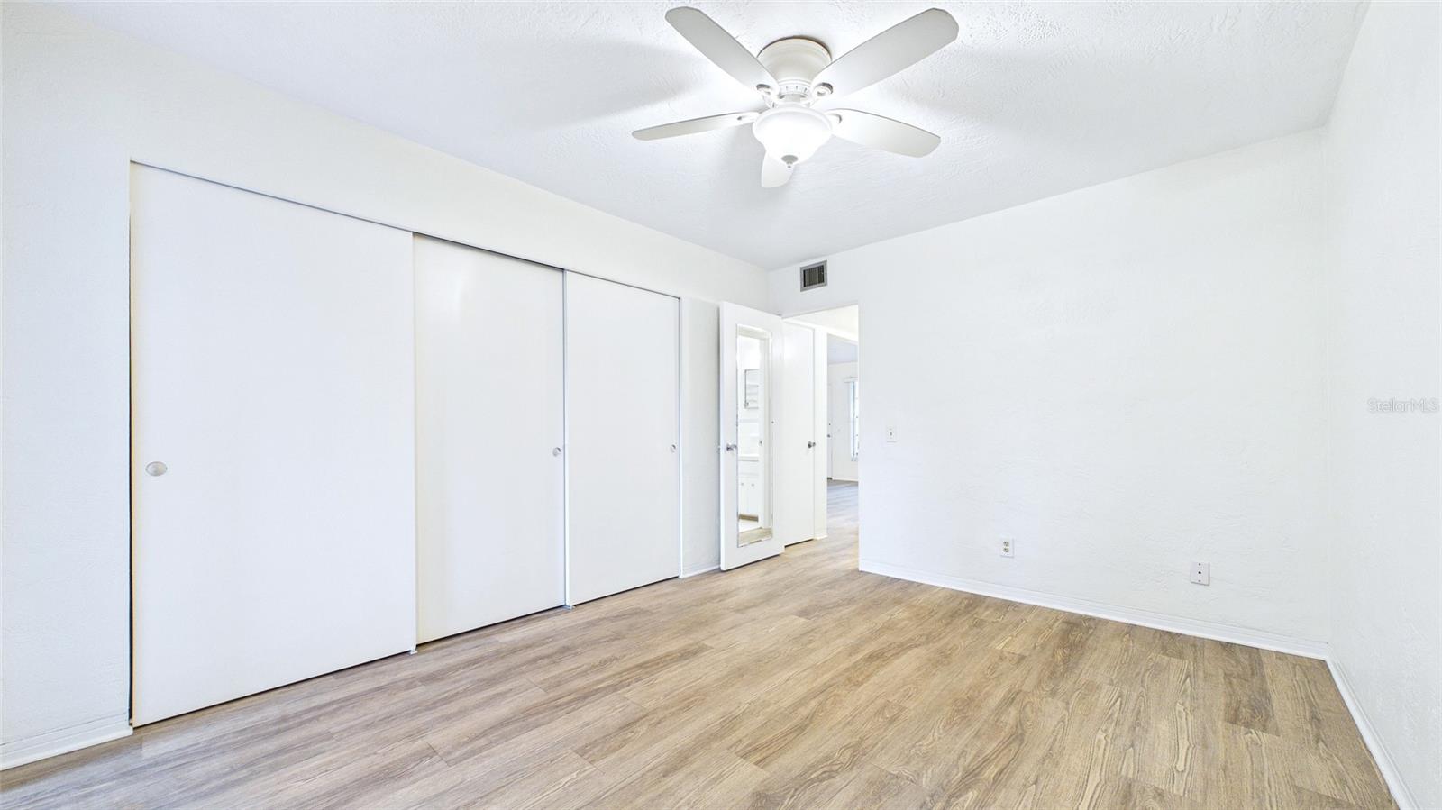 2454 AUSTRALIA WAY E #32 — photo 34