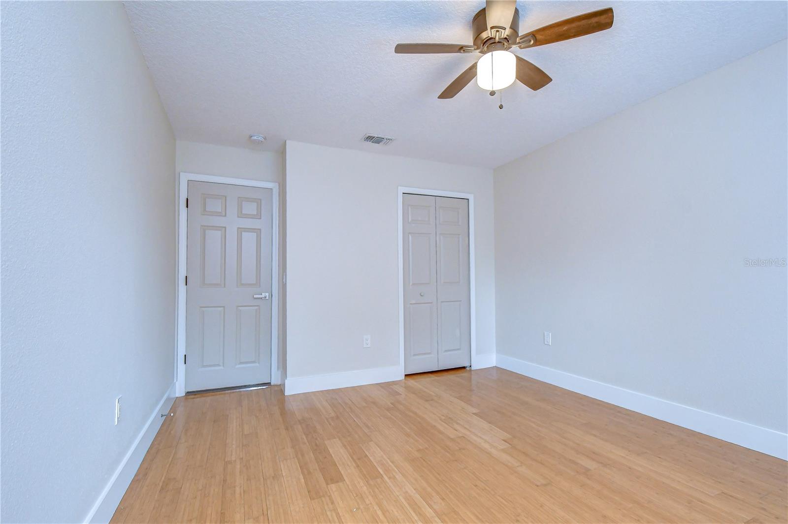 12928 KINGS LAKE DR — photo 40