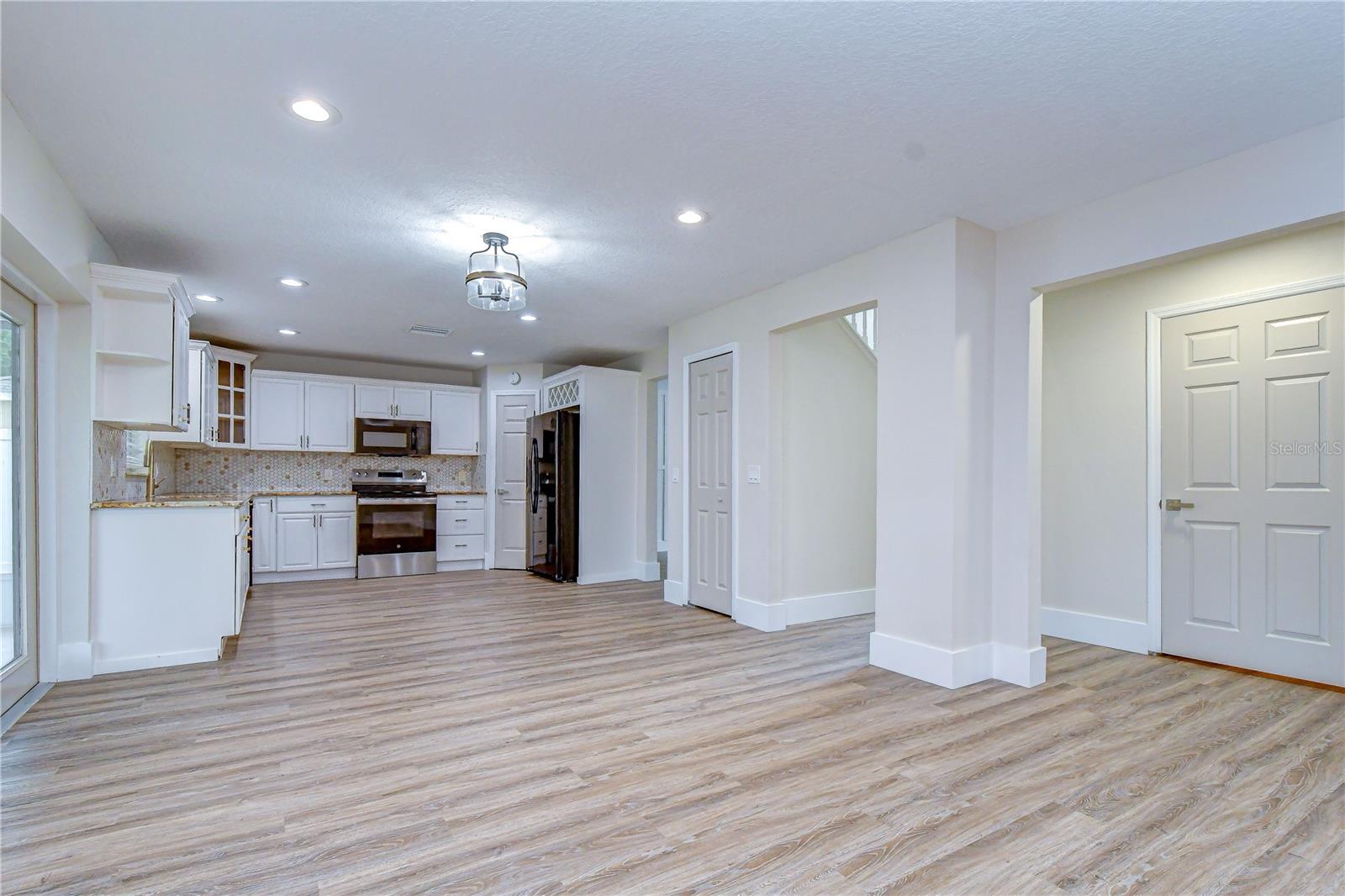 12928 KINGS LAKE DR — photo 28