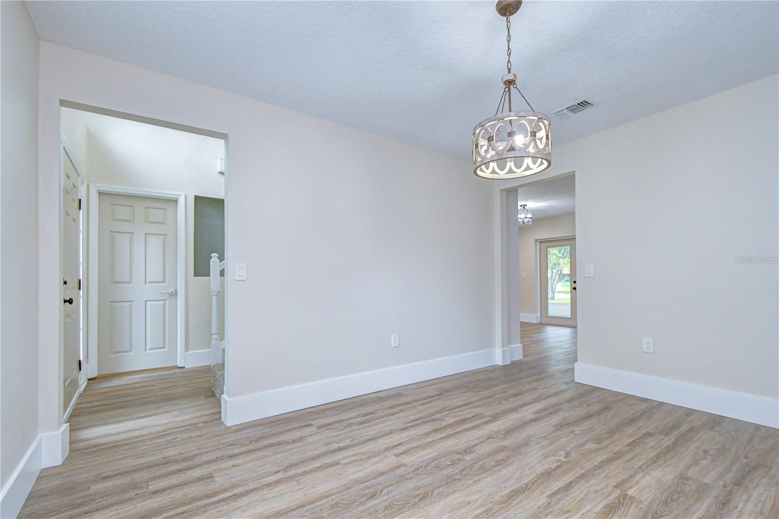12928 KINGS LAKE DR — photo 17