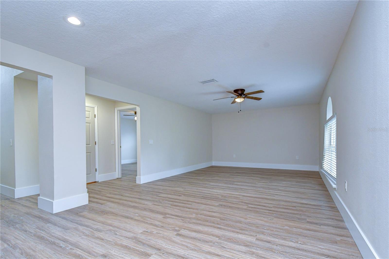12928 KINGS LAKE DR — photo 23