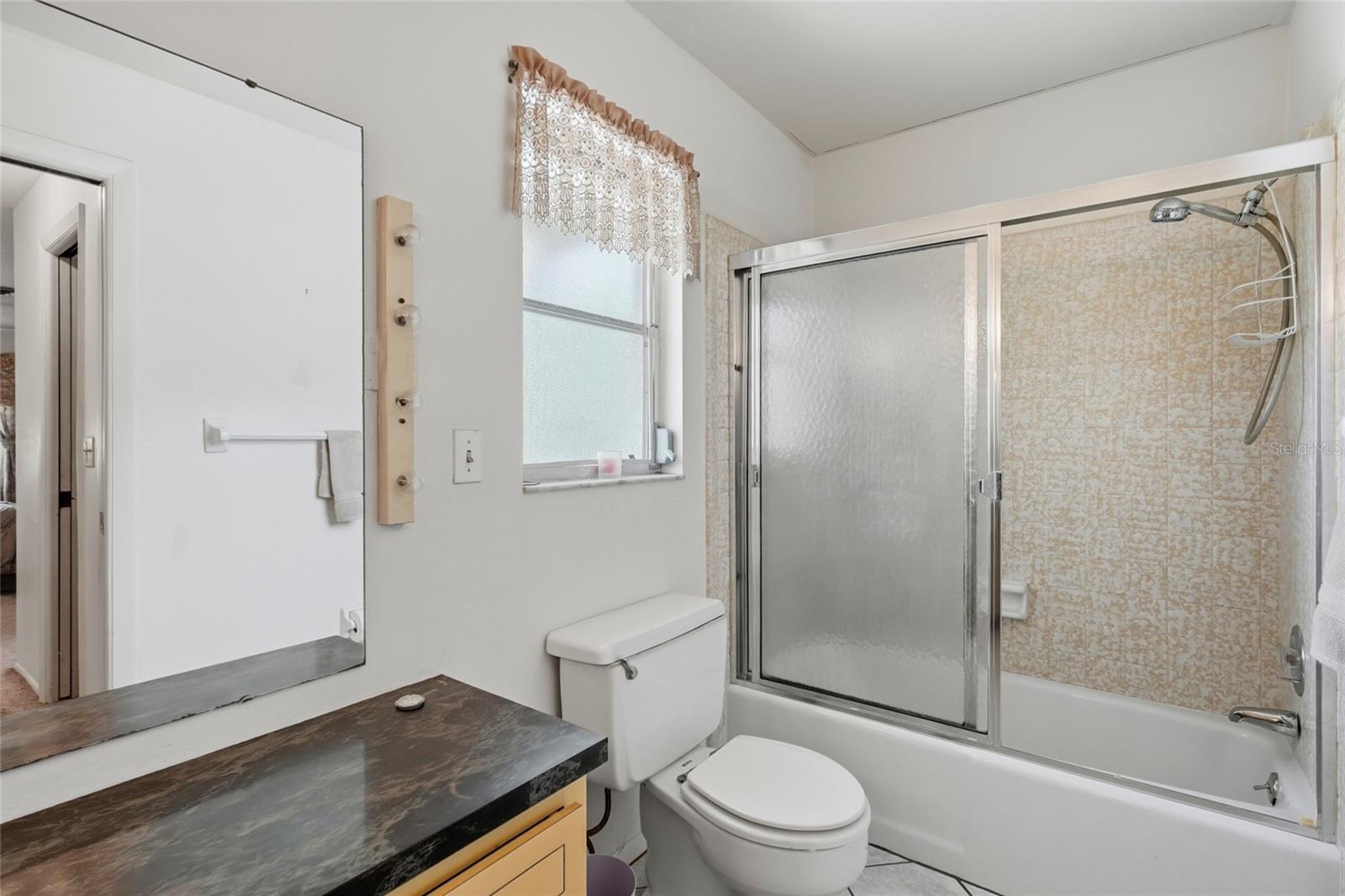 427 RUBENS DR — photo 17
