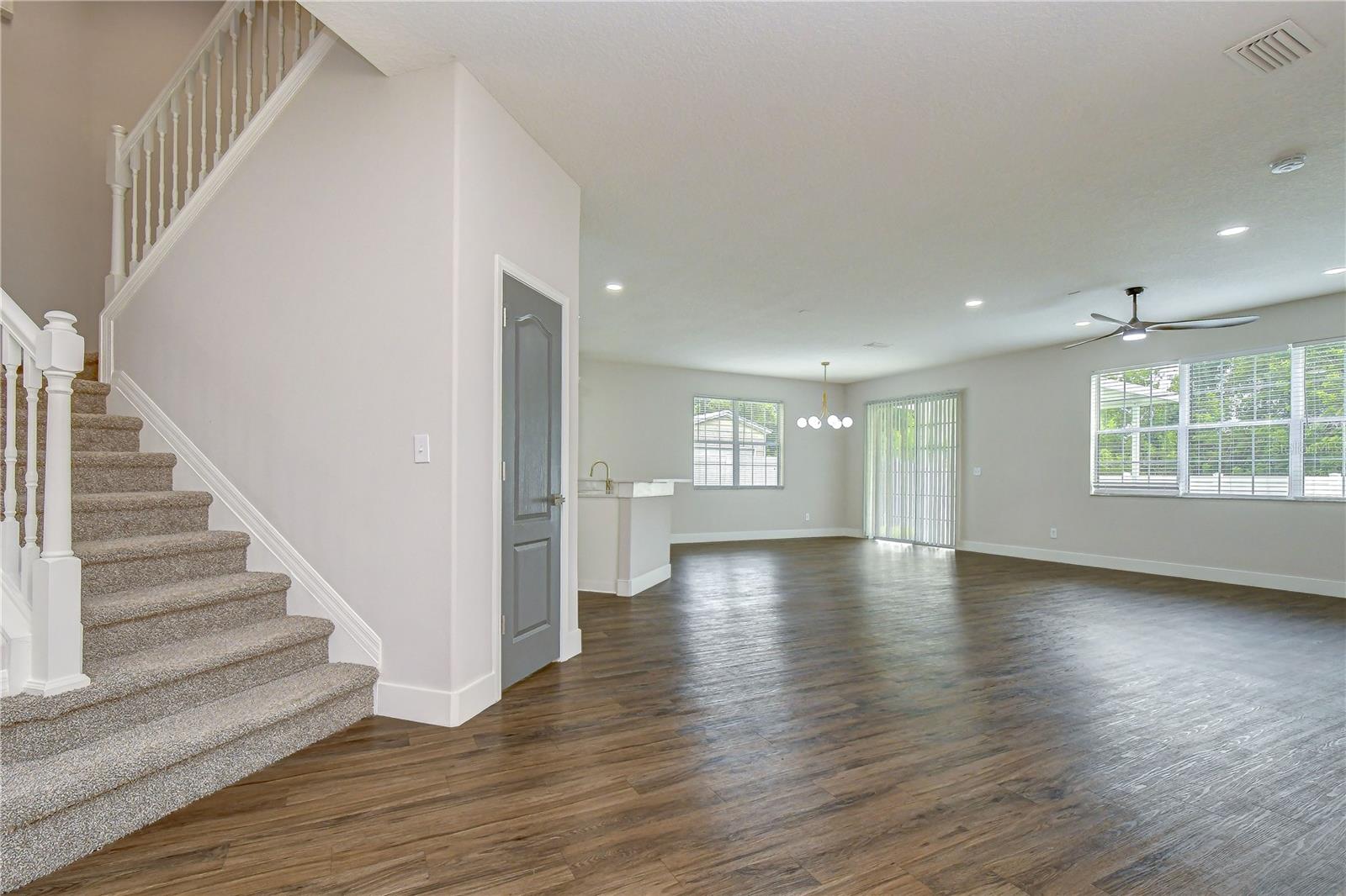 1712 ATLANTIC DR — photo 25