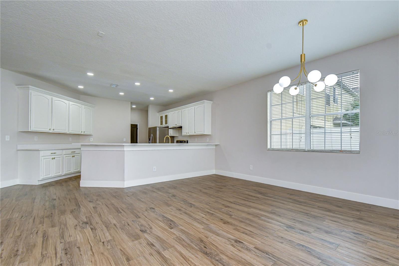 1712 ATLANTIC DR — photo 28