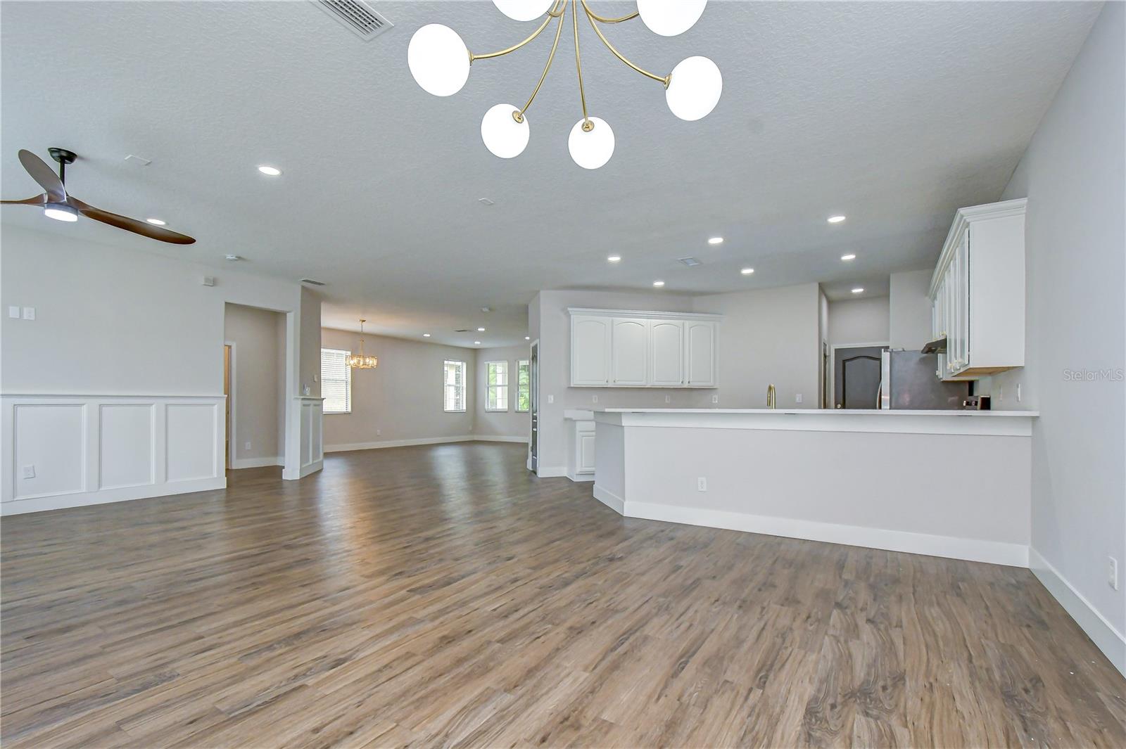 1712 ATLANTIC DR — photo 29