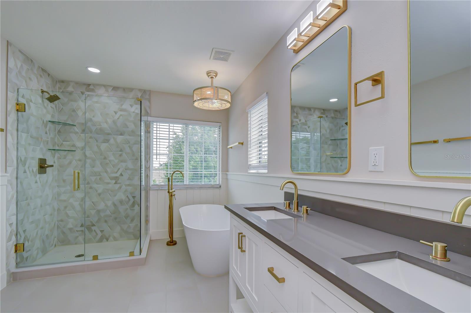 1712 ATLANTIC DR — photo 44