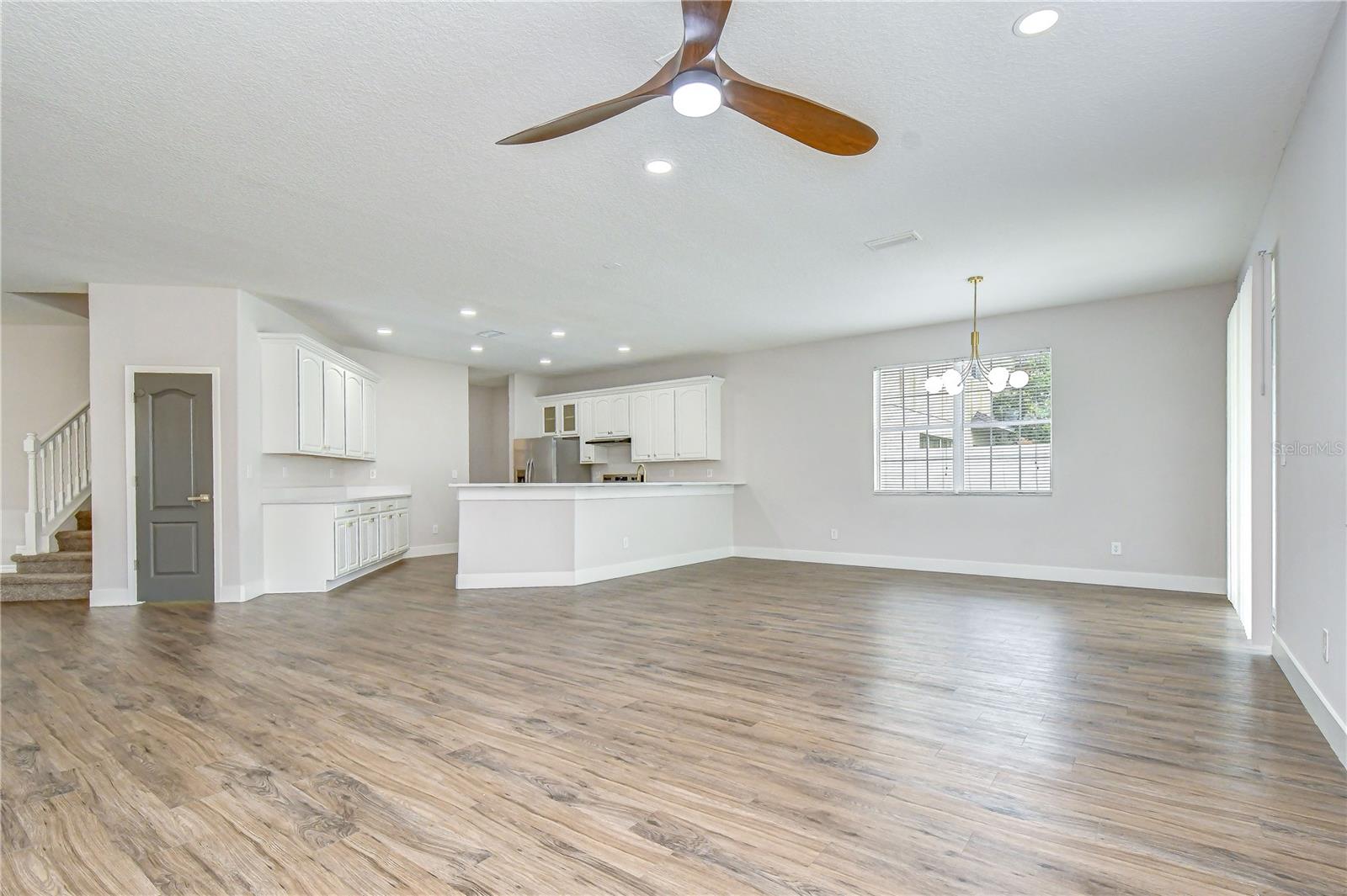 1712 ATLANTIC DR — photo 26