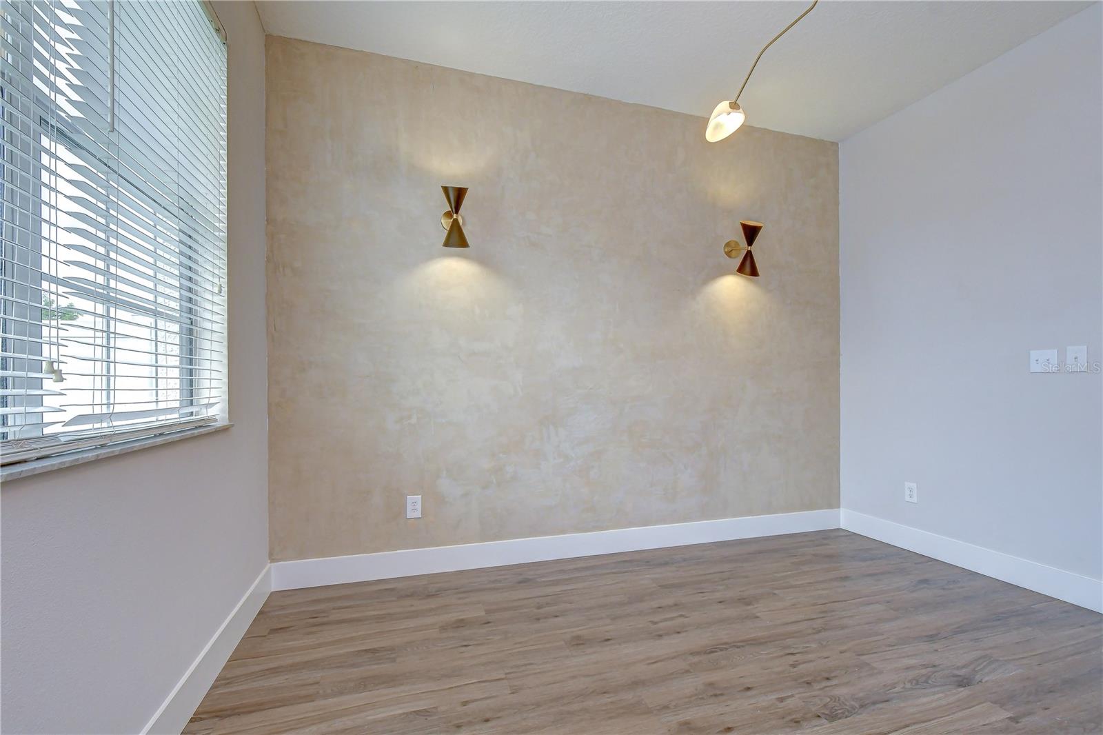 1712 ATLANTIC DR — photo 36