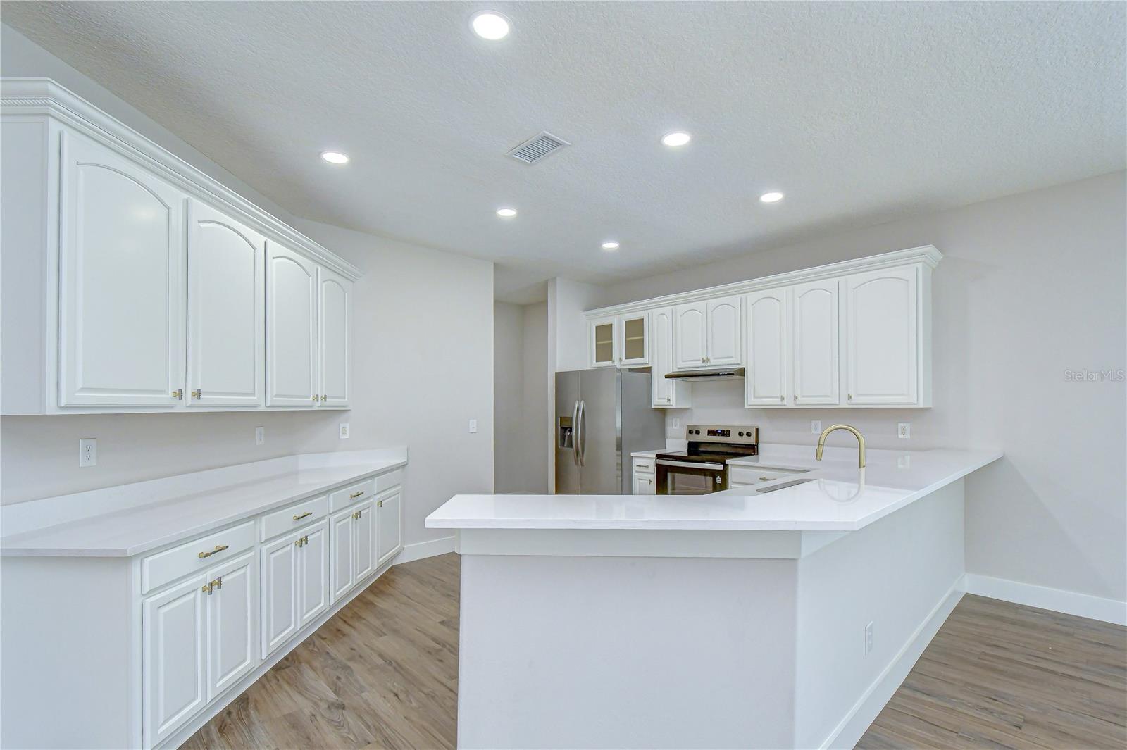 1712 ATLANTIC DR — photo 30