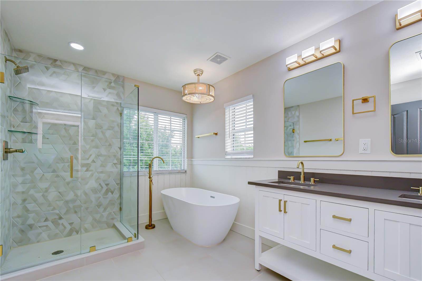 1712 ATLANTIC DR — photo 16
