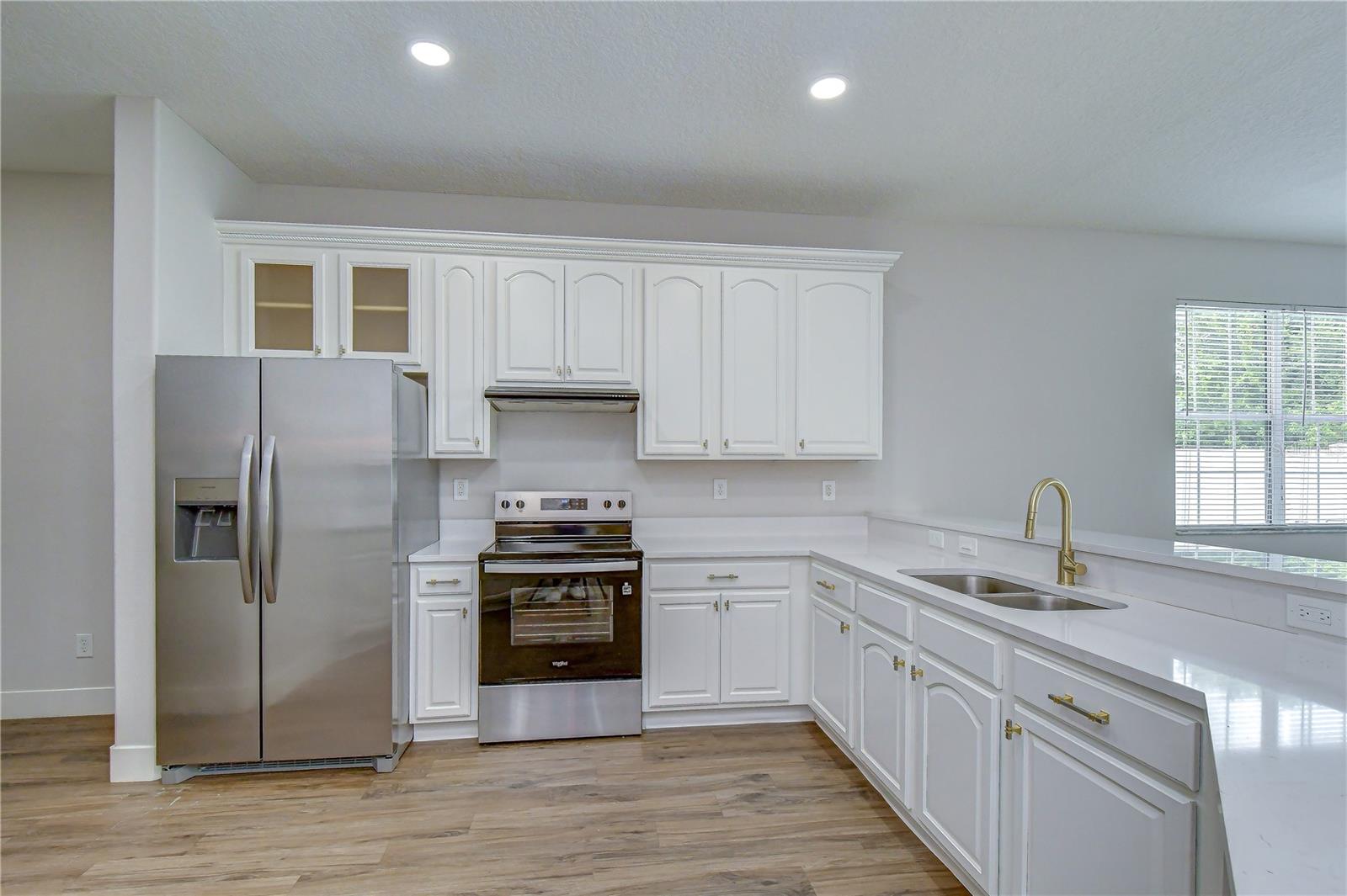 1712 ATLANTIC DR — photo 32