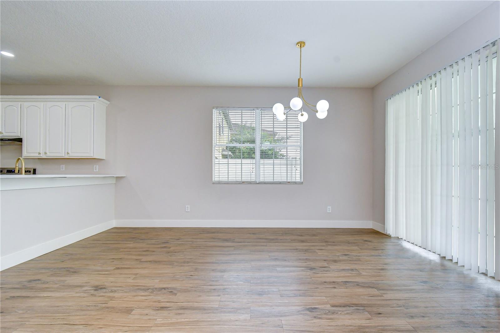 1712 ATLANTIC DR — photo 27