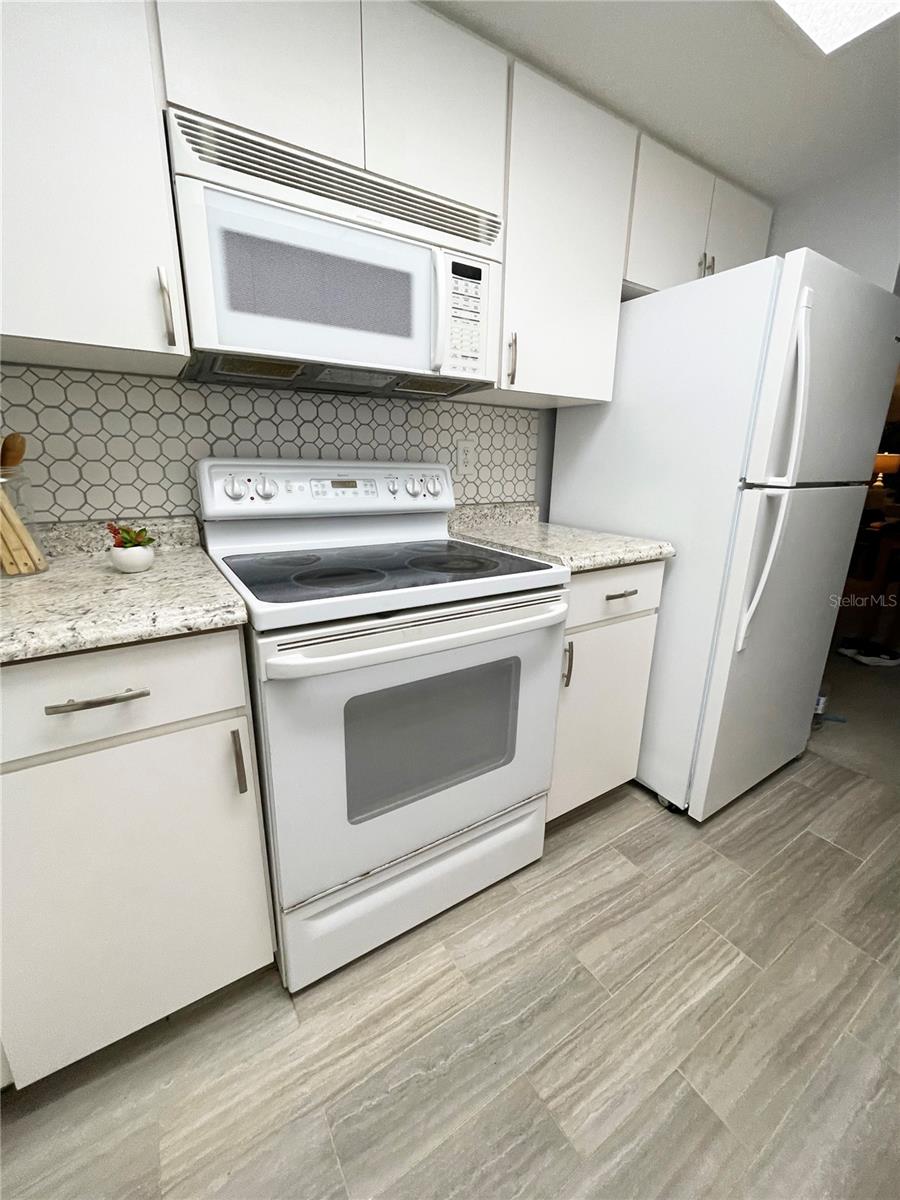 5880 38TH AVE N #206 — photo 9