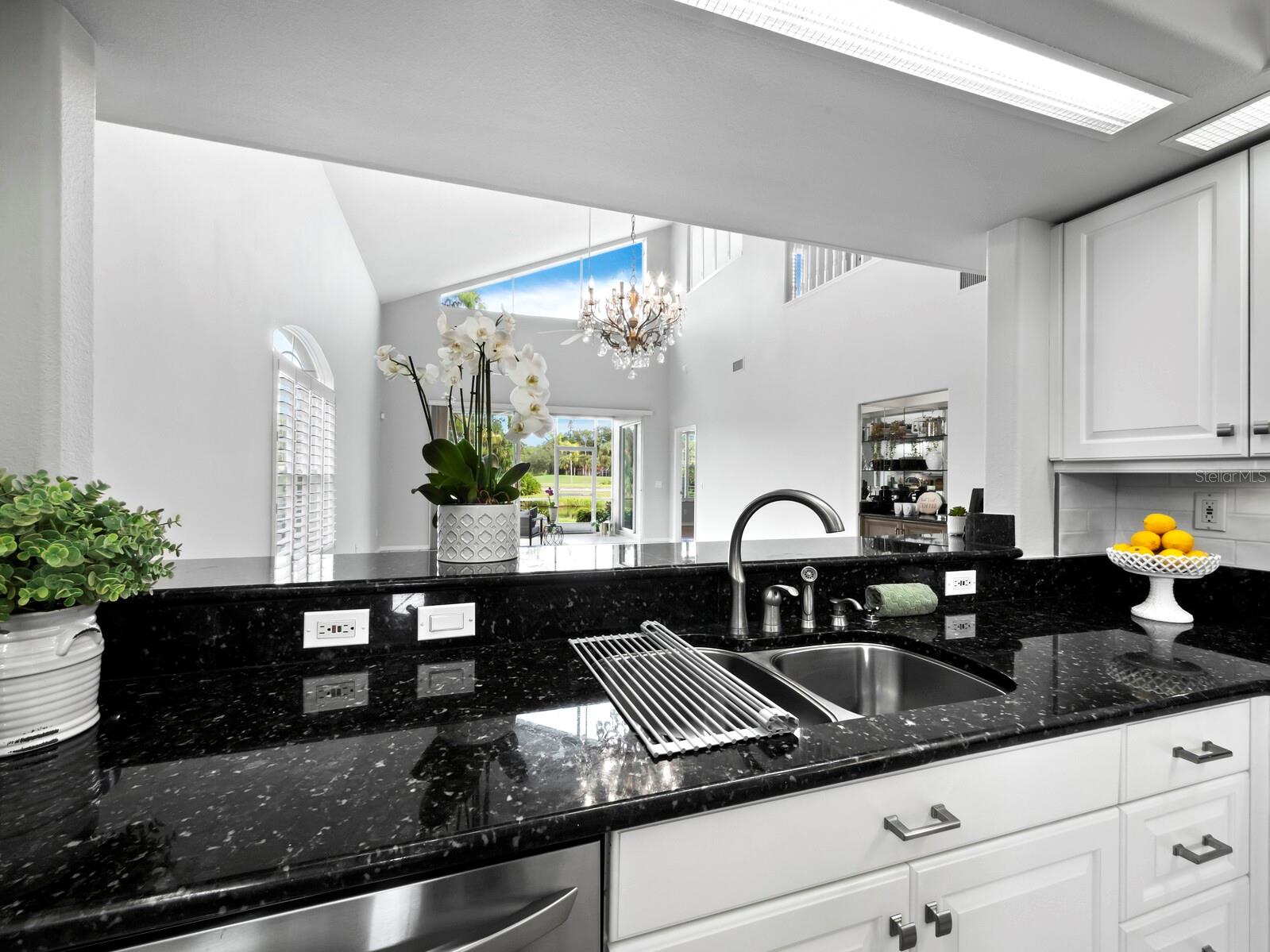 8737 PEBBLE CREEK LN — photo 45