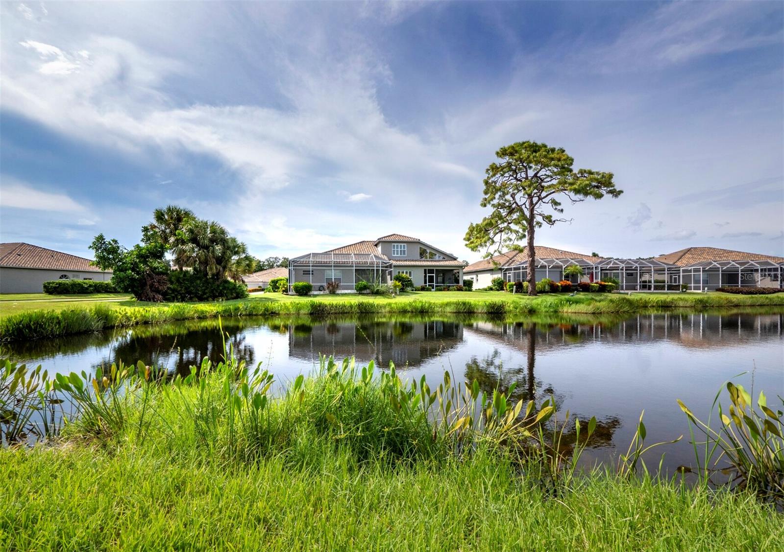 8737 PEBBLE CREEK LN — photo 8