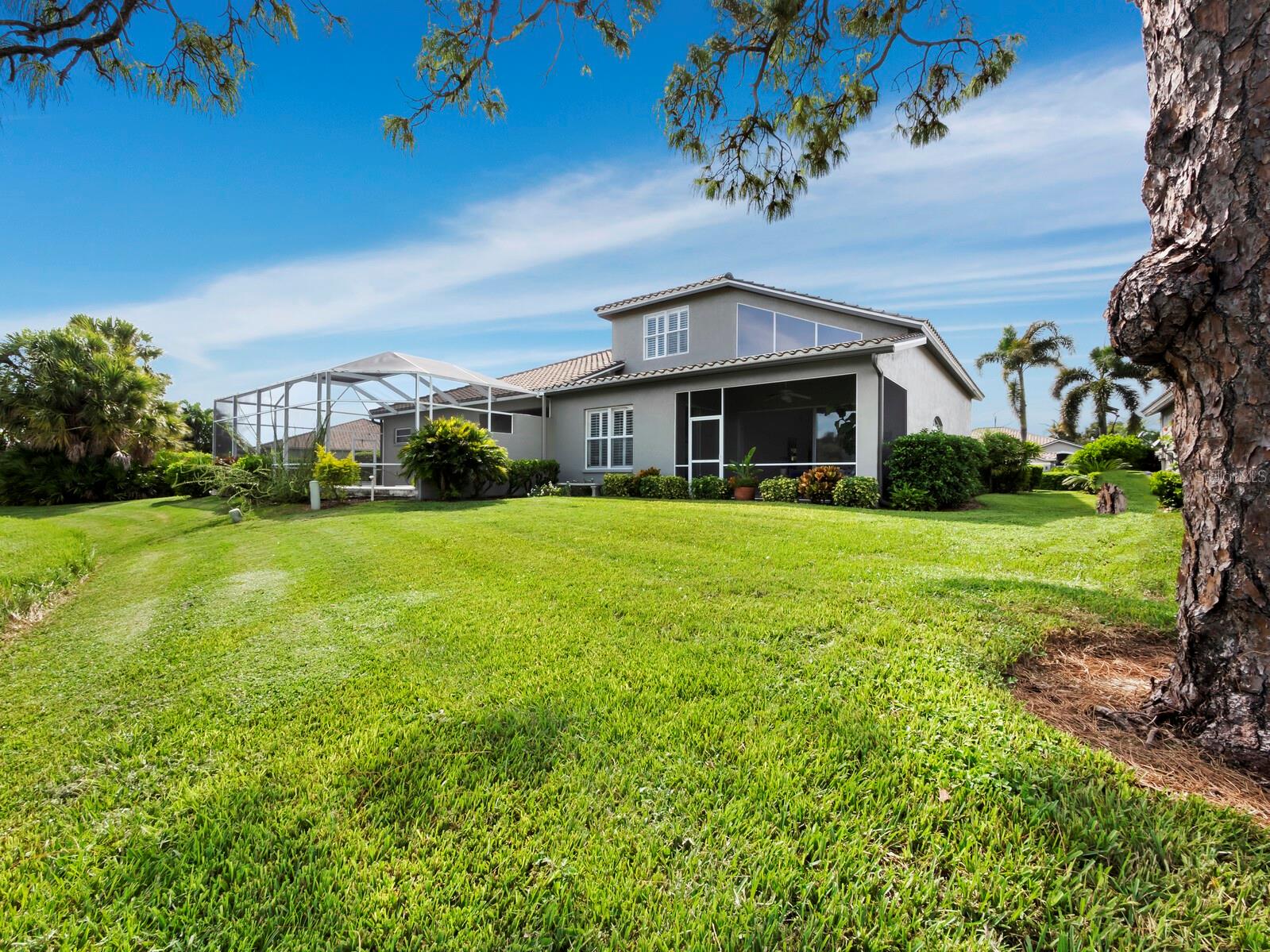 8737 PEBBLE CREEK LN — photo 48