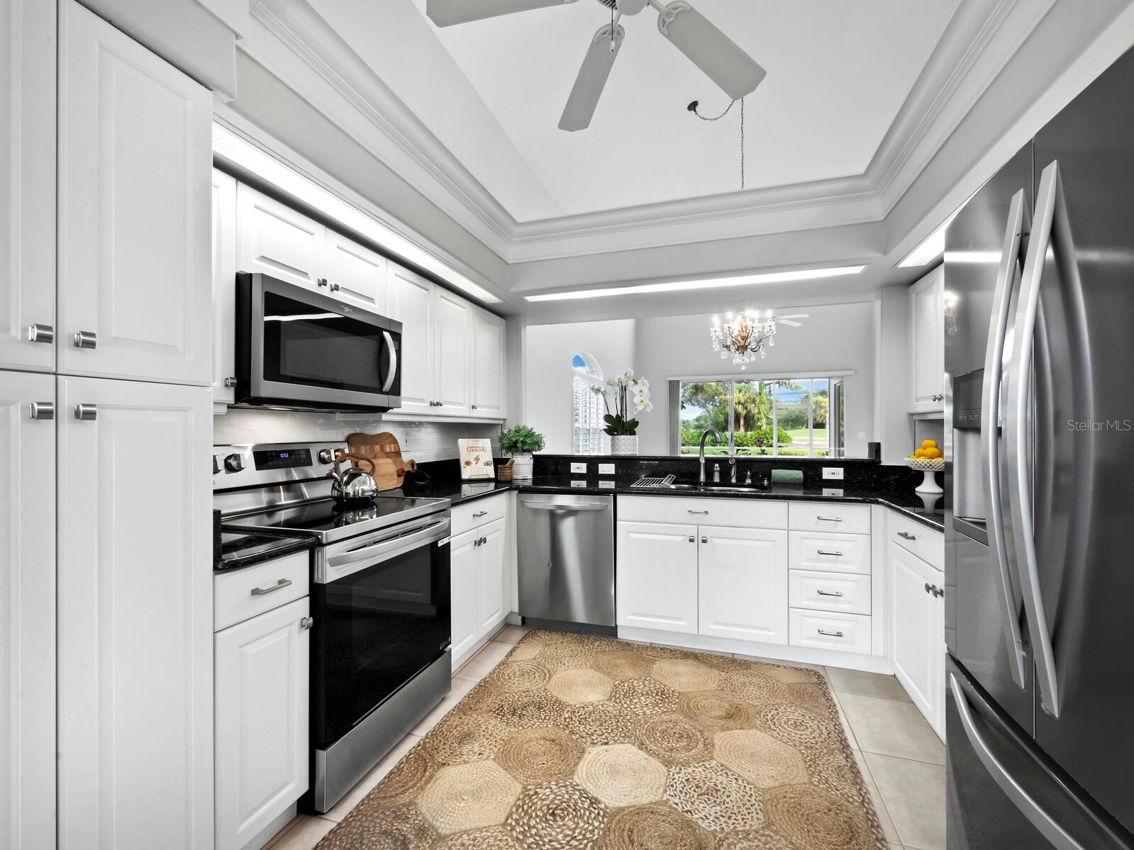 8737 PEBBLE CREEK LN — photo 43