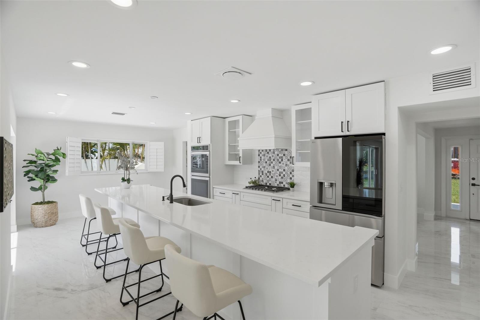 5101 DOVER ST NE — photo 11