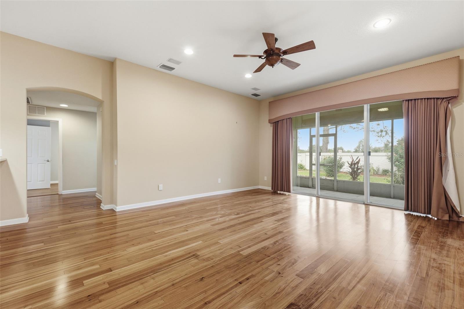 3608 JUNEBERRY DR — photo 12