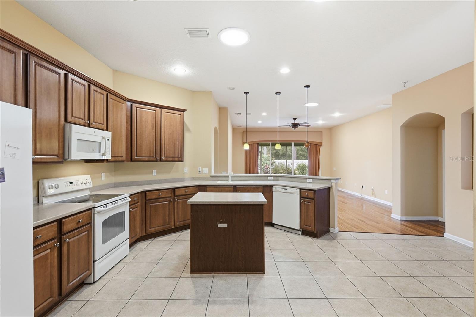 3608 JUNEBERRY DR — photo 16