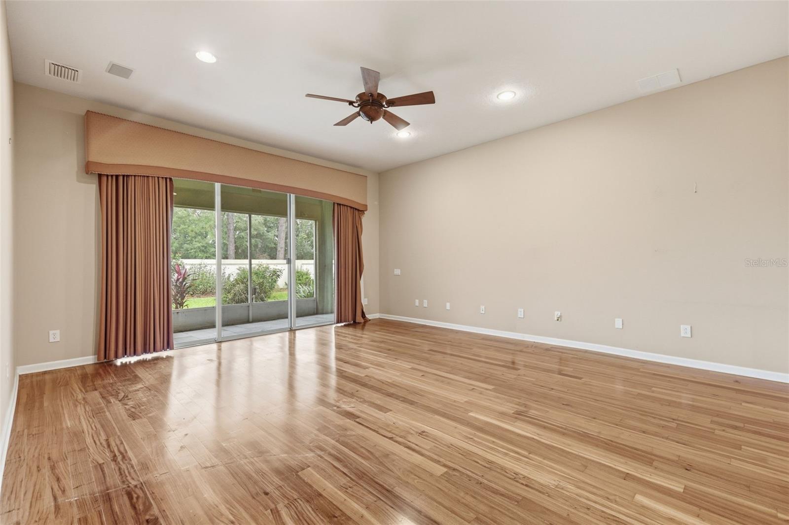3608 JUNEBERRY DR — photo 13