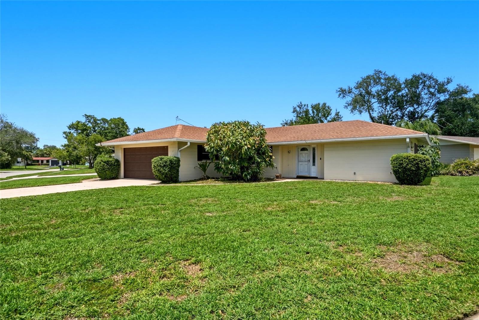 2711 GULF GATE DR — photo 25