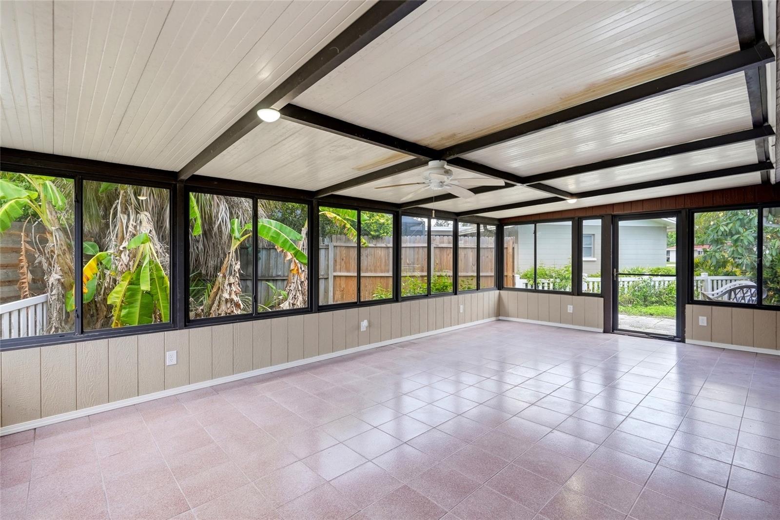 2711 GULF GATE DR — photo 22