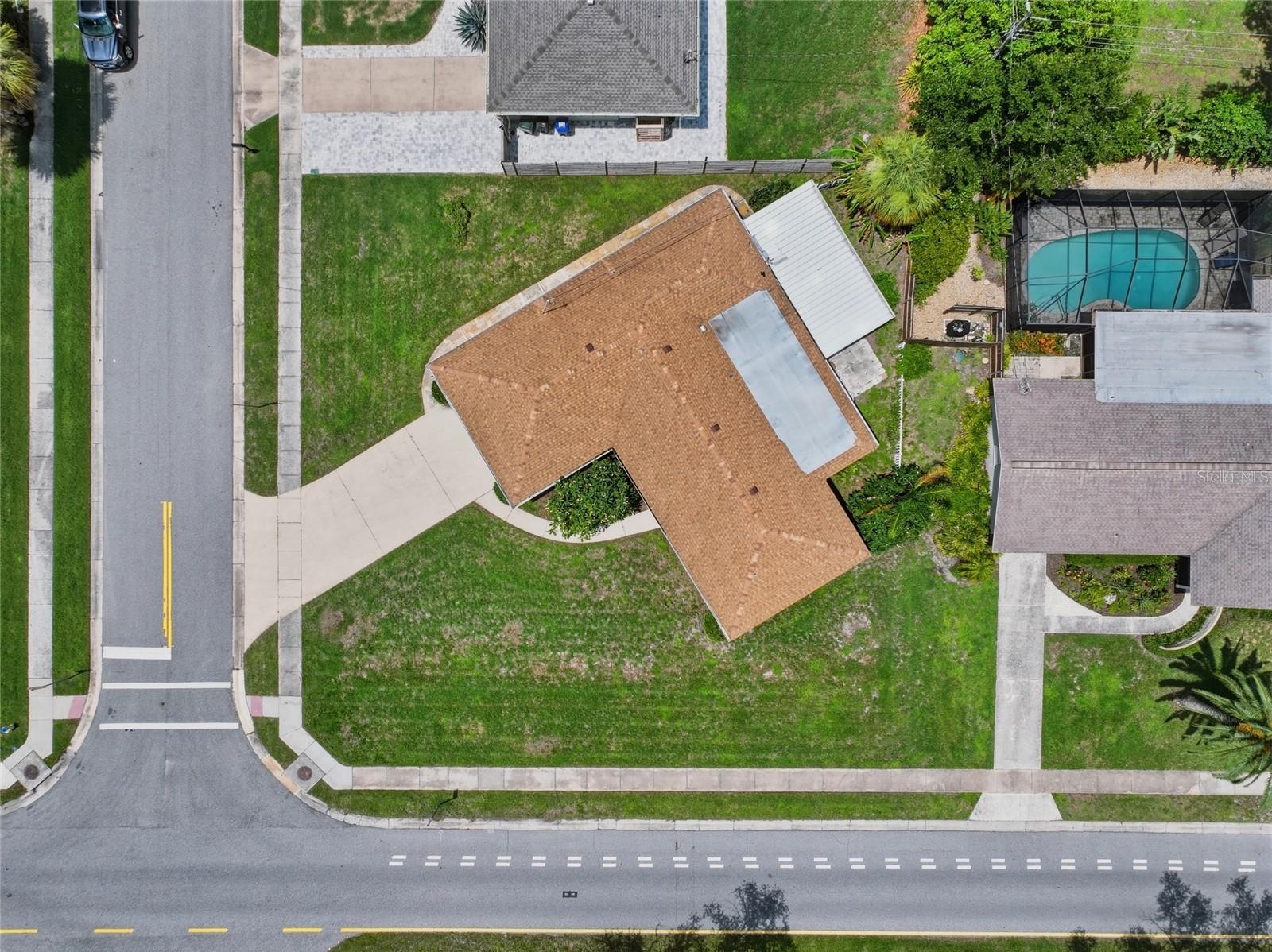 2711 GULF GATE DR — photo 2